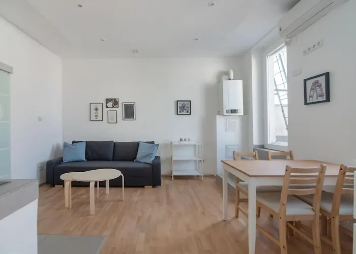 Apartment Grosse Terrasse, Klimaanlage Und U-bahn Naehe Vienna